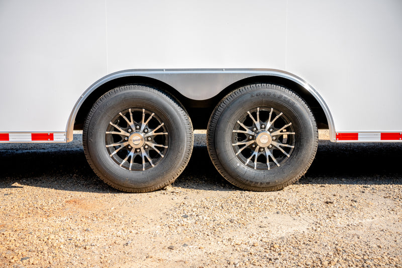 Load image into Gallery viewer, 24&#39; Custom Lateral Lining Trailer
