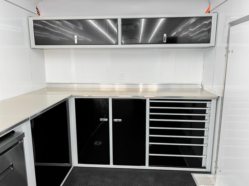 Load image into Gallery viewer, 24&#39; Custom Lateral Lining Trailer

